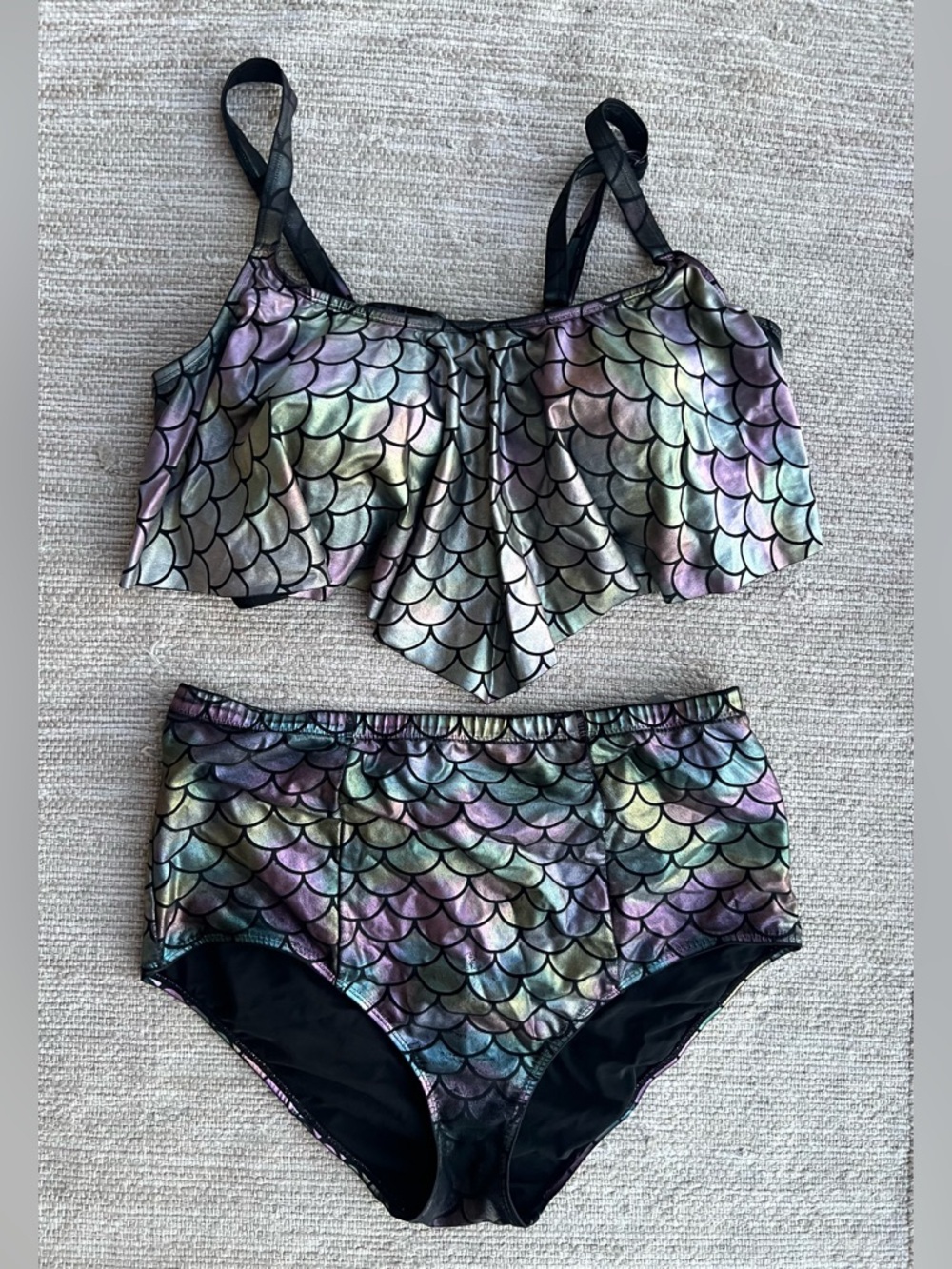torrid Holographic Mermaid-Scale Bikini Set Iridescent Green Purple Pink size 2